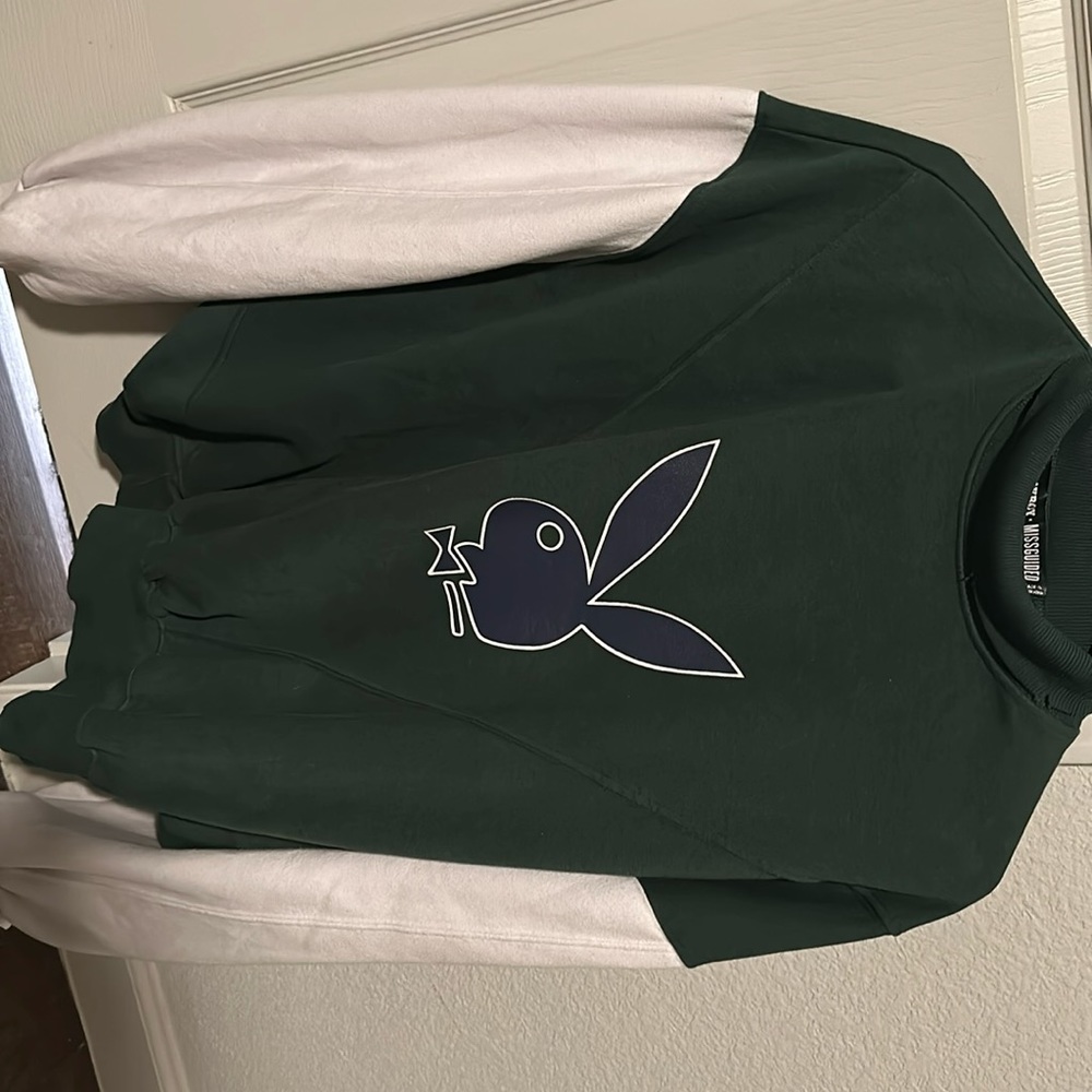 Crewneck sweater baggy sleeves playboy #53